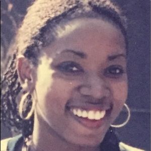 Meet your Posher, Joy